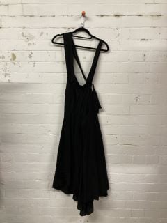 WOMEN'S DESIGNER DRESS IN BLACK - SIZE M