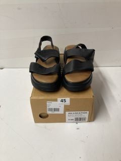 WOMEN'S DUNE MEMORY FOAM SANDALS IN BLACK - SIZE EU 40