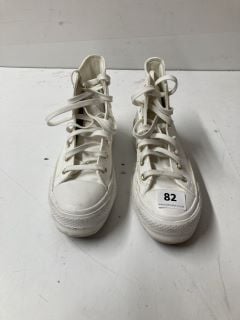 WOMEN'S CONVERSE HIGHTOP TRAINERS IN OFF WHITE -  SIZE UK 4