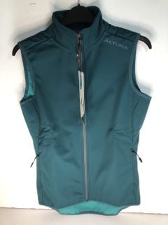 SPORTSWEAR TO INCLUDE ALTURA LEGGINGS SIZE 16