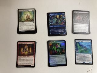 BOX OF VARIOUS MAGIC THE GATHERING CARDS