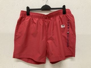 TOMMY HILFIGER REGULAR FIT SWIMMING SHORTS SIZE: 3XLT