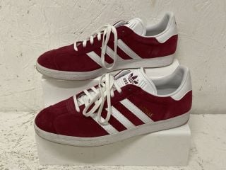 MENS RED ADIDAS GAZELLE TRAINERS SIZE: 11