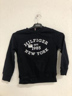 TOMMY HILFIGER MONOTYPE FLOCK REG SWEATSHIRT SIZE: 6