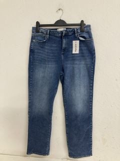 QTY OF JEANS INC EVERYDAY SIZE: 16 REGULAR