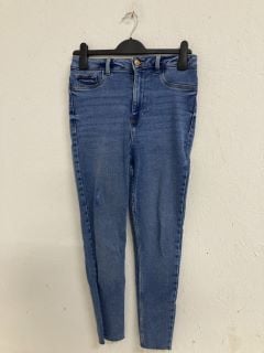 2 X JEANS INC NEW LOOK HALLIE SIZE: 12