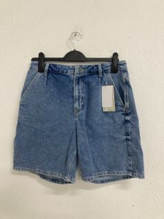 2 X JEANS INC MOLLY MID RISE SIZE: 18R