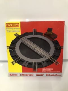 HORNBY ELECTRICALLY OPERATED TURNTABLE TRAIN TRACK SET