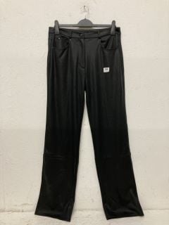 CALVIN KLEIN BLACK DENIM JEANS SIZE: L