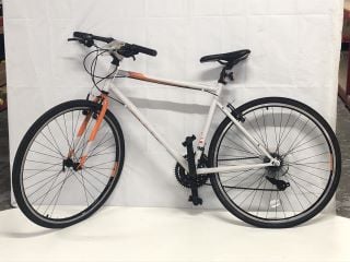 URBAN ROAD BIKE- WHITE & ORANGE - MPSS02876127 (VAT ONLY PAYABLE ON BUYERS PREMIUM)