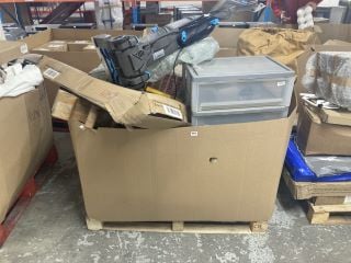 PALLET OF ITEMS TO INC VEX CARPET CLEANER