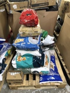 PALLET OF ITEMS TO INC CAT LITTER