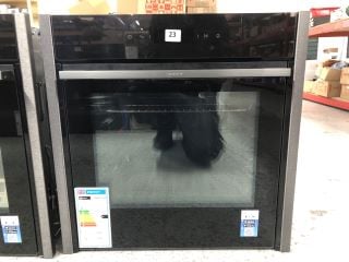 NEFF BUILT-IN SINGLE OVEN MODEL: B54CR71G0B - RRP.£1,249 (EX-DISPLAY)