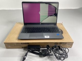 HP 250 G9 256GB LAPTOP IN DARK GREY. (WITH BOX & CHARGE UNIT) (ITEM HAS A SMASHED SCREEN). INTEL CORE I5-1235U, 8GB RAM,   [JPTN41837]