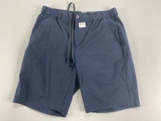 BOSS SHORTS IN DARK BLUE UK SIZE UK 48