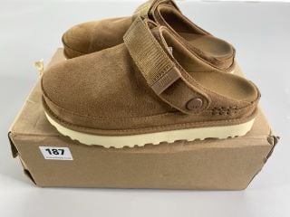 UGG GOLDENSTAR CLOG UK SIZE 4