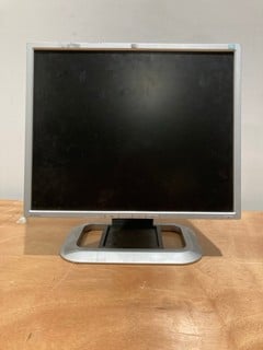 8 X MONITORS TO INCLUDE DELL AND HP