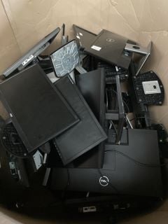 PALLET OF ASSORTED MONITORS TO INCLUDE ILLYAMA AND DELL