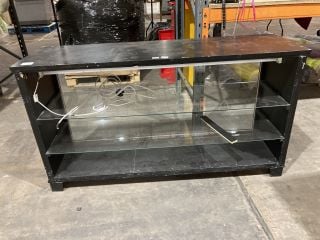 BLACK GLASS DISPLAY CABINET WITH LIGHT TO INCLUDE 2 X SMALL BLACK SHELVES ANS SMALL GLASS BLACK SHELF