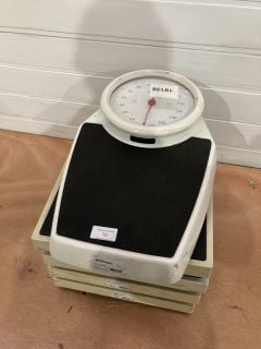 X 5 SECA FLOOR SCALES