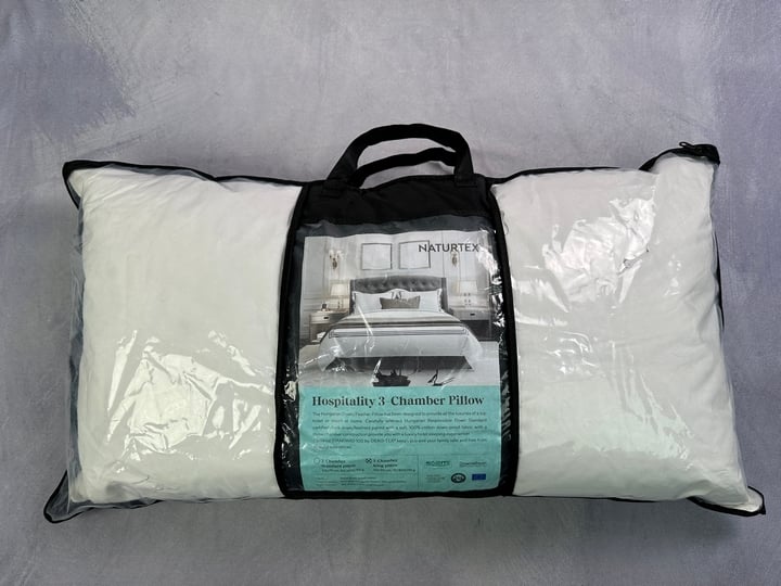 Naturtex Hospitality 3-Chamber pillow (VAT ONLY PAYABLE ON BUYERS PREMIUM)