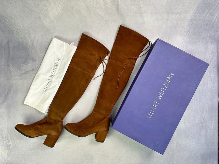 Stuart Weitzman Tieland 70mm Stretch Suede Boots With Box - Size 38 (VAT ONLY PAYABLE ON BUYERS PREMIUM)