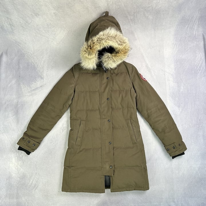 Canada Goose 2302JL Women's Down Coat, Colour Earth  - Size M (VAT ONLY PAYABLE ON BUYERS PREMIUM)