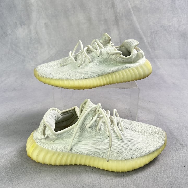 Adidas Yeezy Boost 350 Sneakers - Size UK 9 (VAT ONLY PAYABLE ON BUYERS PREMIUM)