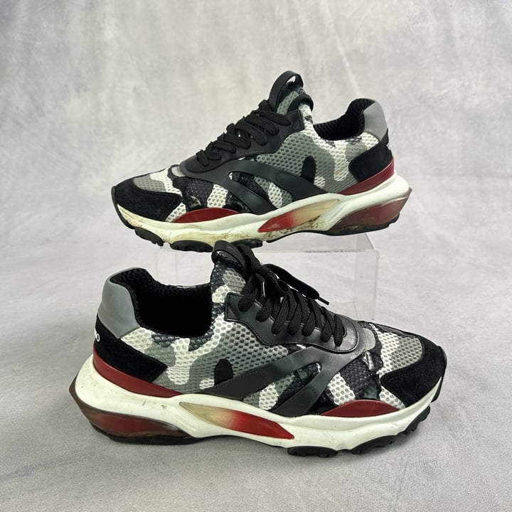 Valentino Garavani Bounce Sneakers - Size 42 (VAT ONLY PAYABLE ON BUYERS PREMIUM)