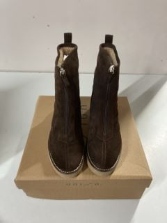 UNISA ETHAN BS MID BROWN BOOTS - SIZE 5