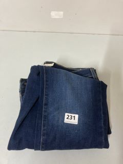 2 X LEVI'S JEANS INC. 721 HIGH-RISE SKINNY JEANS - SIZE: 32 X 30