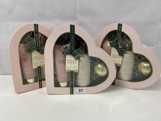 3 X BAYLIS & HARDING SIGNATURE COLLECTION KEEPSAKE BOX GIFT SETS