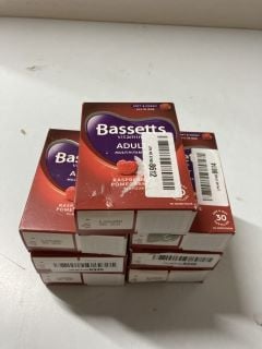 2 X BASSETTS VITAMINS MULTIVITAMINS - STRAWBERRY - AGE 3-6YRS - BEST BEFORE: DEC 2024 &3 X BASSETTS VITAMINS ADULT MULTIVITAMINS - RASPBERRY & POMEGRANATE - BEST BEFORE: DEC 2024