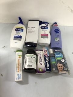 BOX OF VARIOUS ITEMS INC. SANEX HYPOALLERGENIC SHOWER GEL