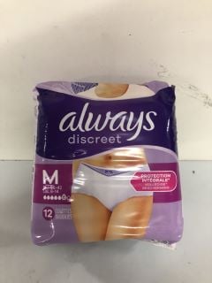 4 X PACKS OF ALWAYS DISCREET - SIZE: M