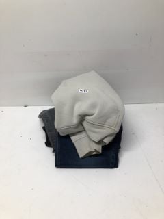 QTY OF ITEMS TO INCLUDE NICCE HOODED JUMPER IN GREY SIZE UK MEDIUM