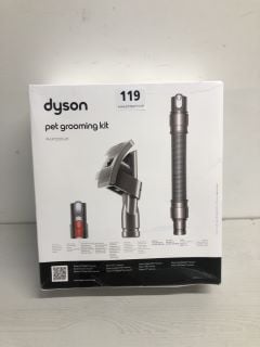 DYSON PET GROOMING KIT