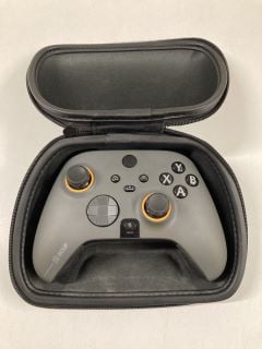 SCUF XBOX ONE CONTROLLER