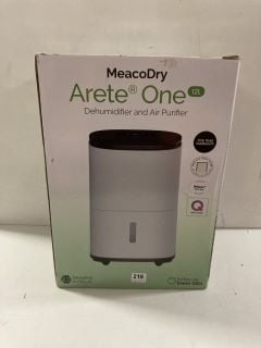 MEACO DRY ARETE ONE DEHUMIDIFIER AND AIR PURIFIER 12L