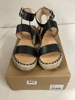 WOMEN'S WEDGE SANDALS IN BLACK SIZE UK 5