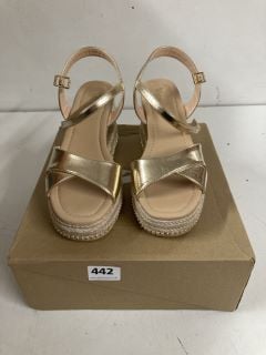 WOMEN'S STUDDED WEDGE SANDALS IN GOLD SIZE UK 5