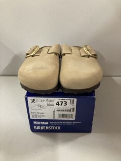 PAIR OF BIRKENSTOCK BOSTON BIG BUCKLE SHOES - SIZE UK 5