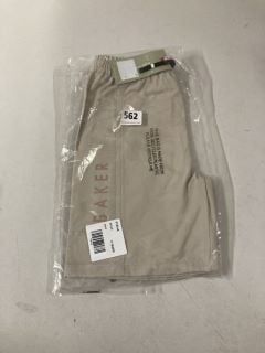 TED BAKER SHORTS IN BEIGE - SIZE 6 YEARS