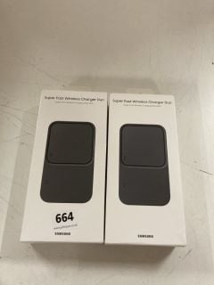 2 X SAMSUNG SUPER FAST WIRELESS CHARGER DUO PACKS