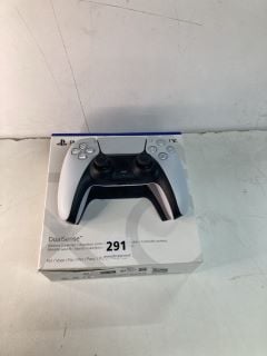 2 X PS5 DUAL SENSE WIRELESS CONTROLLERS