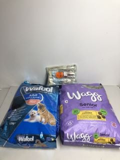 2 X SACKS OF DRY DOG FOOD AND A PACK OF DOG CHEW TREATS