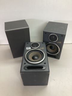 3 X STEREO SPEAKERS