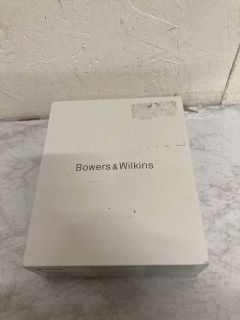 BOWERS & WILKINS HEADPHONES