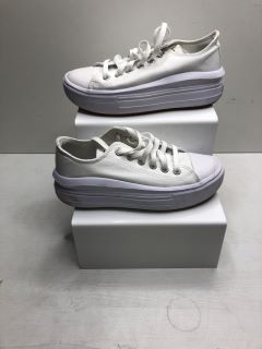 CONVERSE WOMEN TRAINERS UK SIZE 4