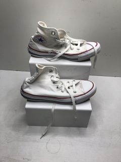 CONVERSE WOMEN TRAINERS UK SIZE 4